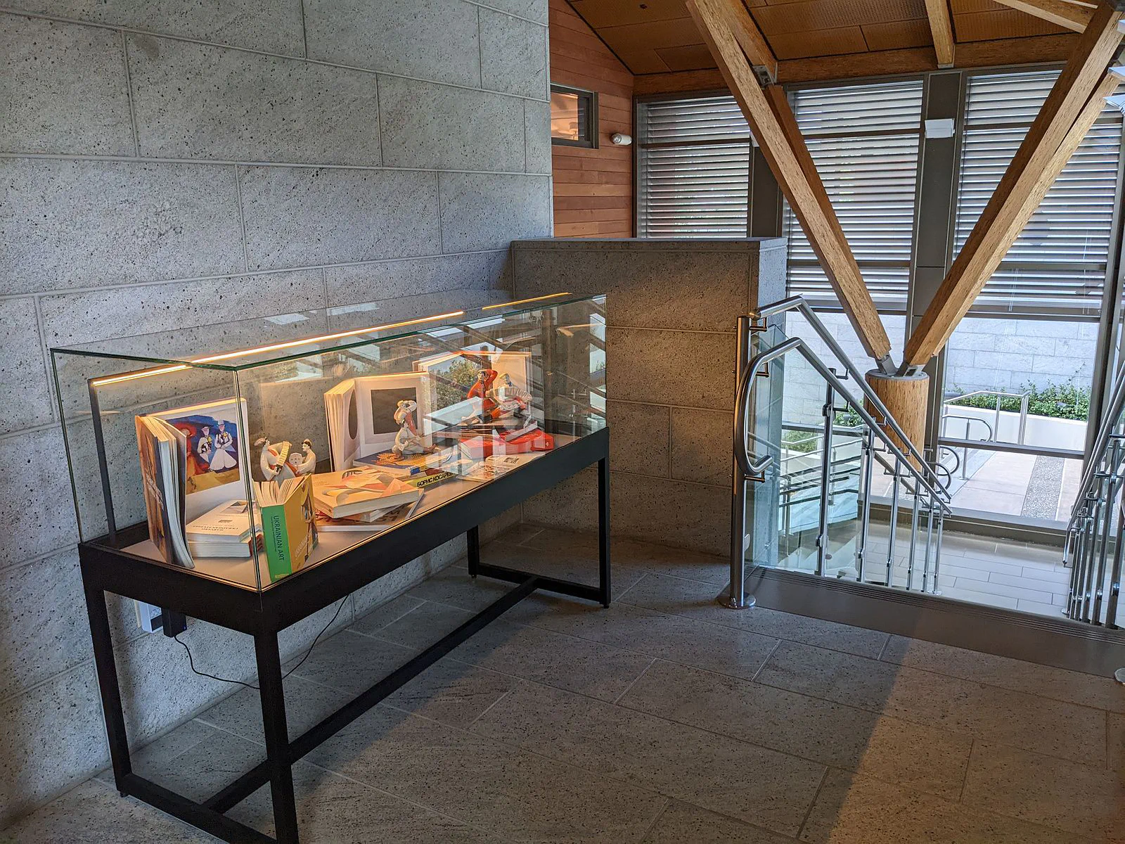 Book Case Display (2)