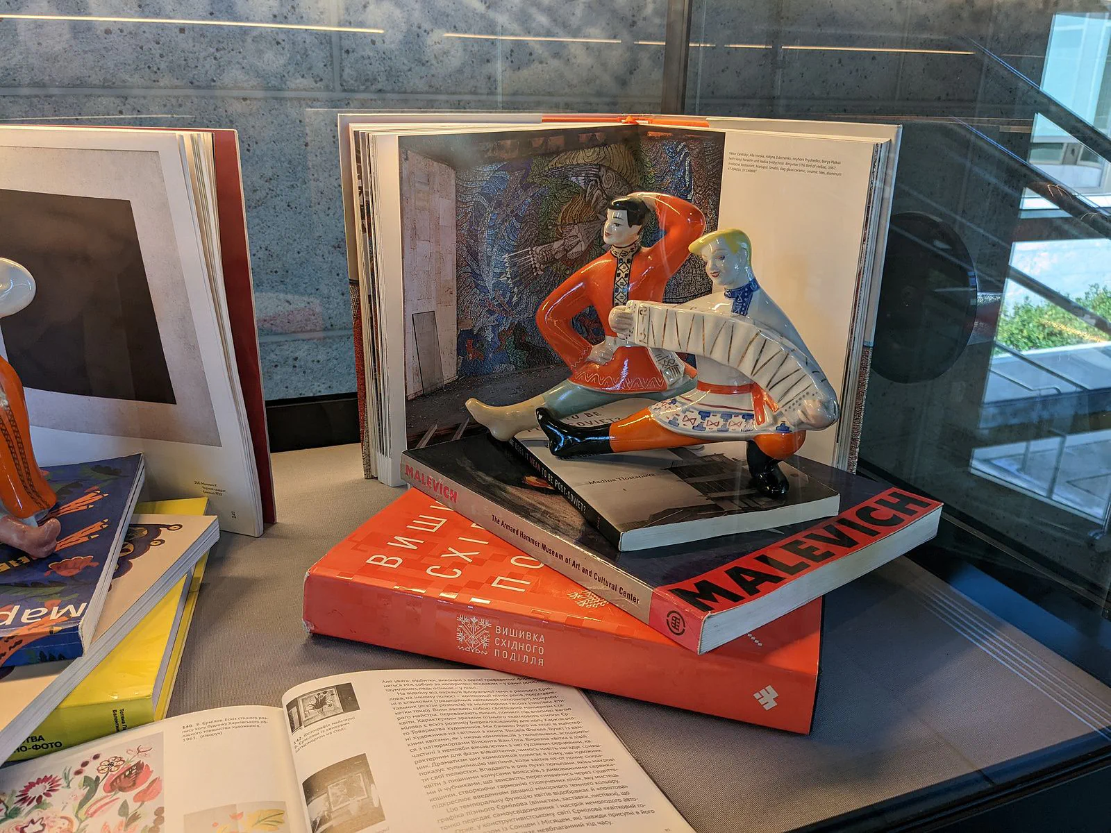 Book Case Display (6)